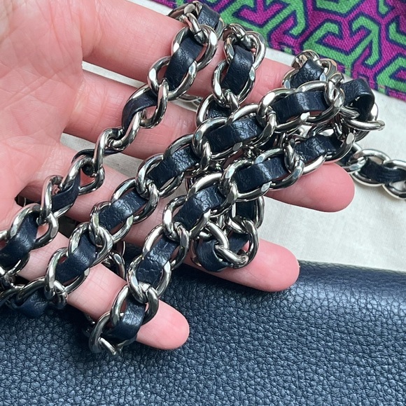 Tory Burch Kira Envelop Crossbody Bag - Picture 4 of 13